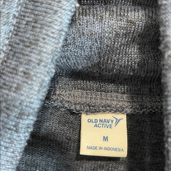 Old Navy Active Funnel Neck Knit Top Navy Blue Pockets Hi Low Hem Pullover M - Picture 6 of 10